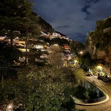 Leonardo In The Heart Of بيت للعطل