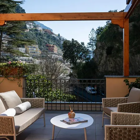 Leonardo In The Heart Of Holiday home Positano