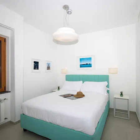 Leonardo In The Heart Of * بوسيتانو